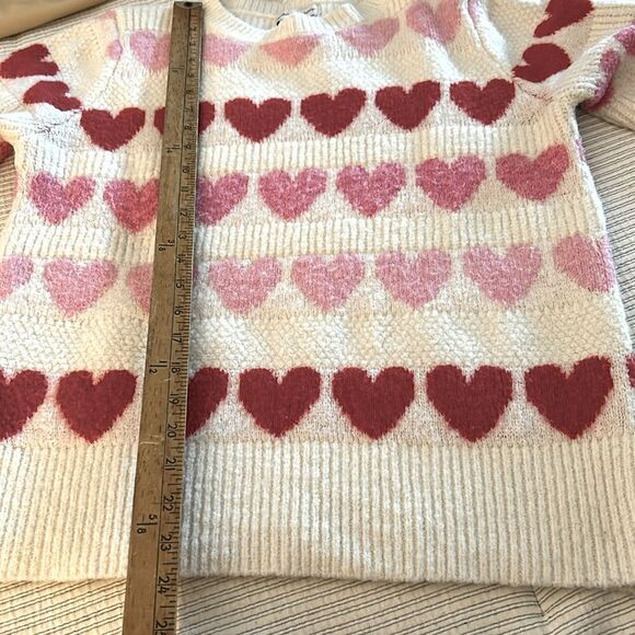 Cupcakes and cashmere, pink and red heart sweater size medium - Picture 7 of 8